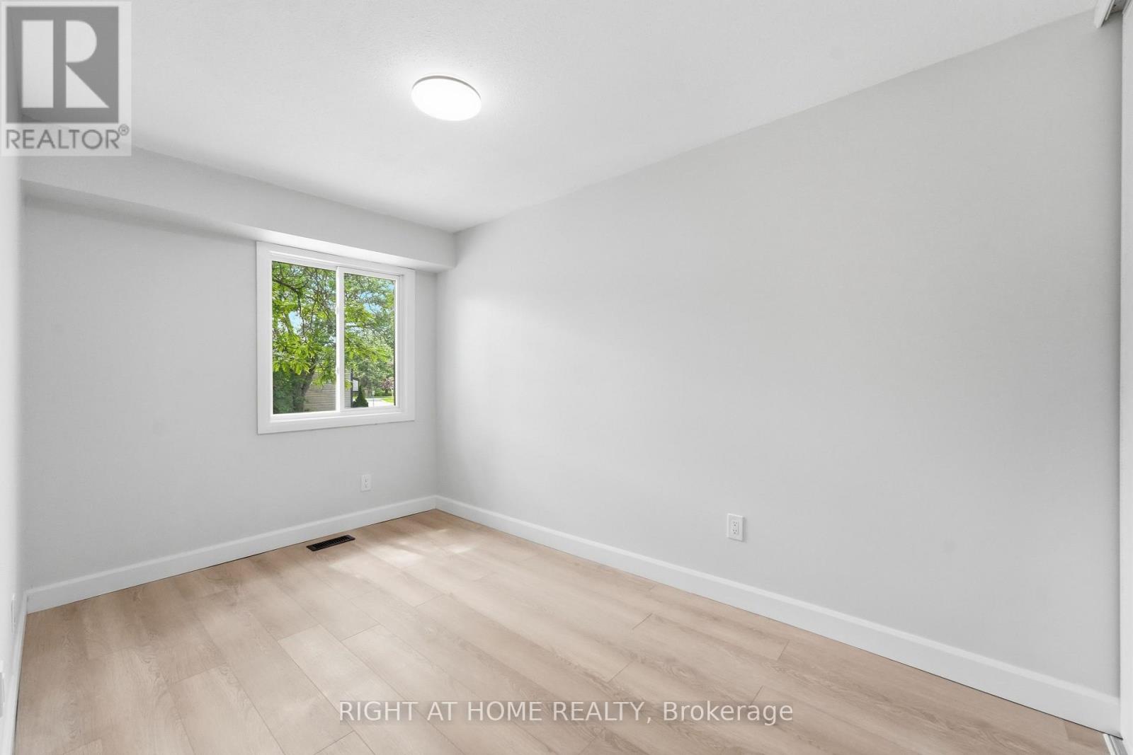 3 - 7874 Jeanne D'arc Boulevard, Ottawa, Ontario  K1C 2E9 - Photo 18 - X13541844