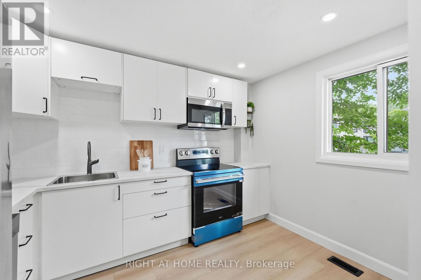 3 - 7874 Jeanne D'arc Boulevard, Ottawa, Ontario  K1C 2E9 - Photo 3 - X13541844