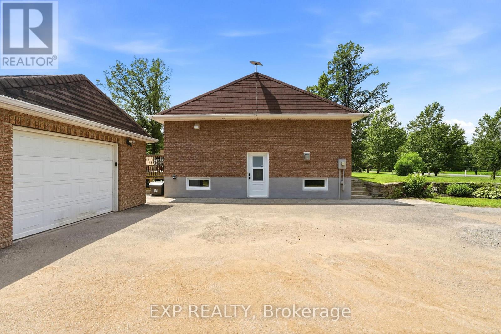 15302 Concession 8 & 9 Road, North Stormont, Ontario  L1B 1L9 - Photo 4 - X13541880