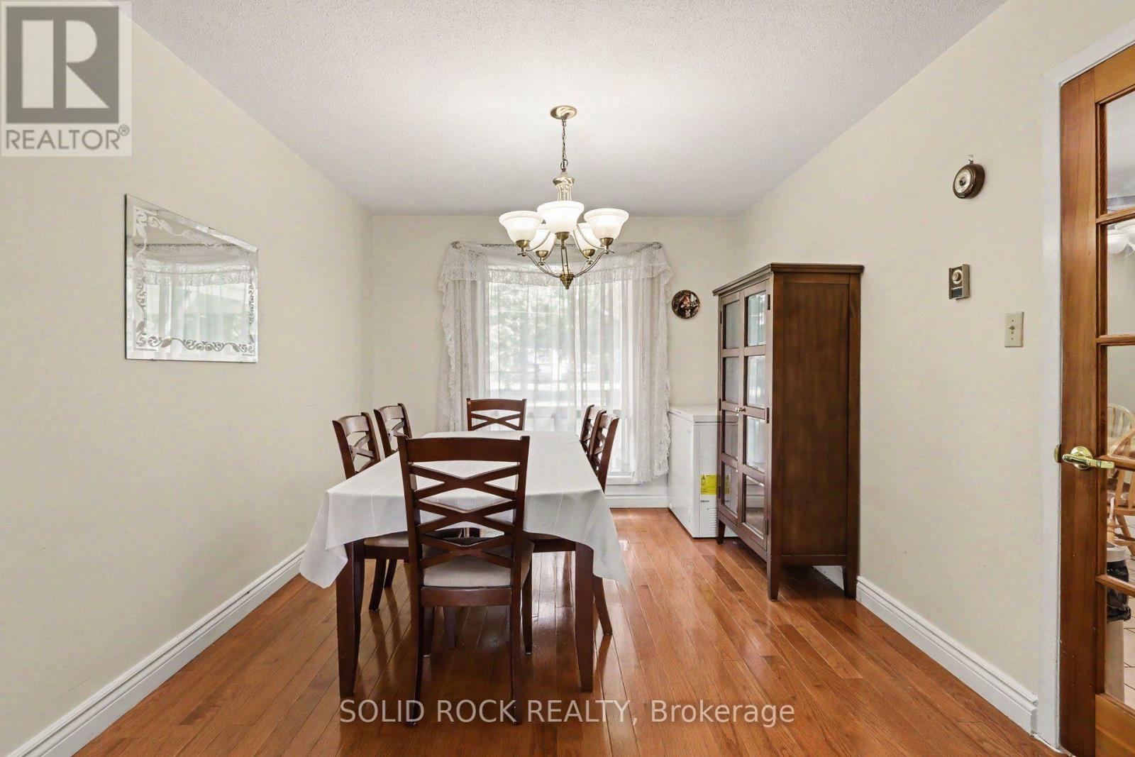 220 Highfield Crescent, Beckwith, Ontario  K7C 3P2 - Photo 11 - X13542068