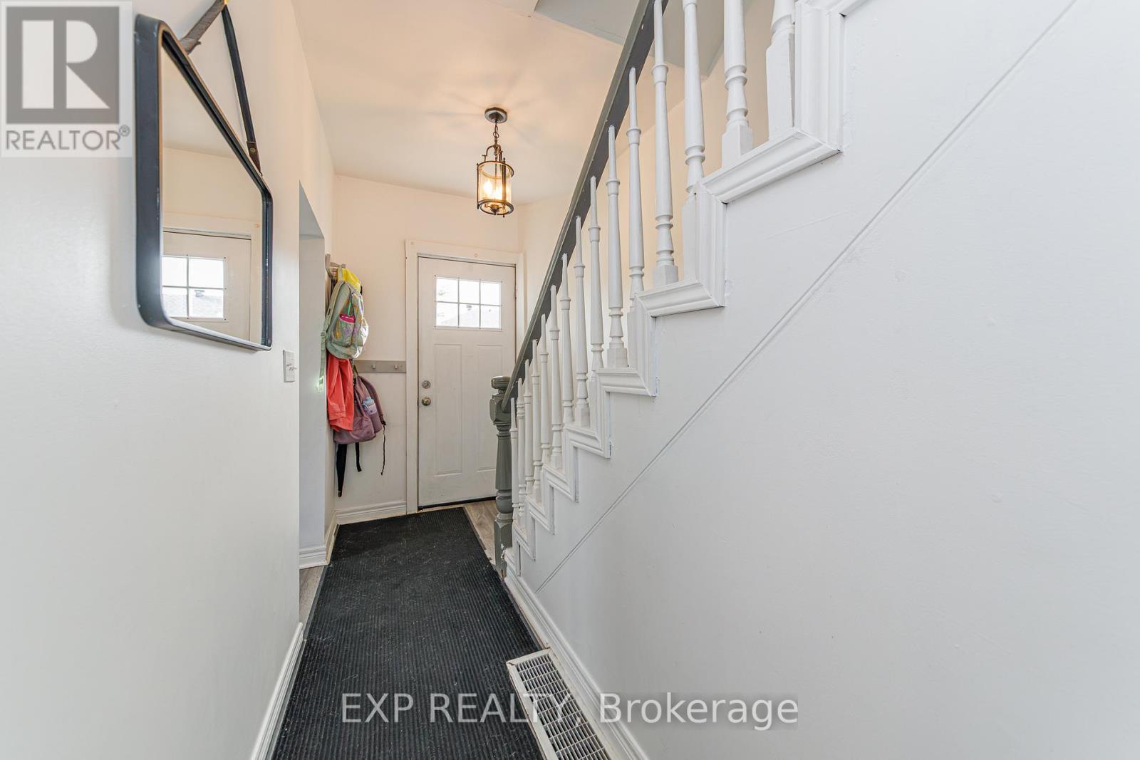 22 St Johns Way, Arnprior, Ontario  K7S 2B8 - Photo 2 - X13542188
