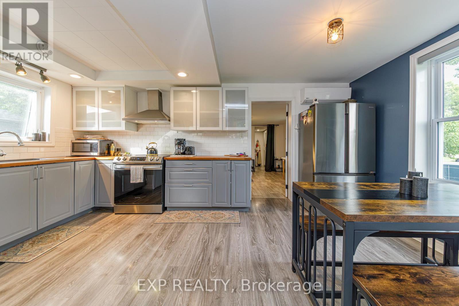 22 St Johns Way, Arnprior, Ontario  K7S 2B8 - Photo 4 - X13542188