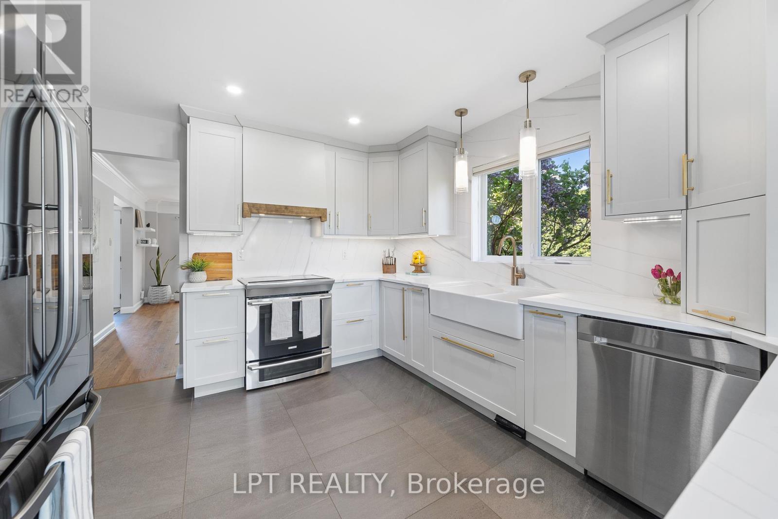 11 Elderwood Trail, Ottawa, Ontario  K2S 1C9 - Photo 11 - X13542346