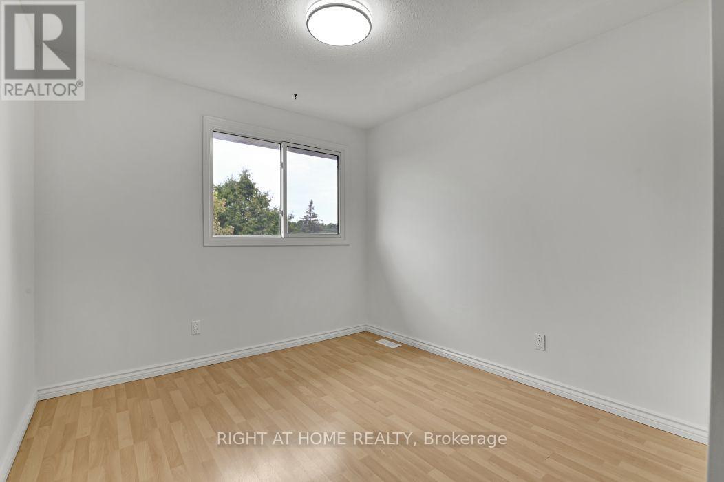 99 Craig Henry Drive, Ottawa, Ontario  K2G 3S8 - Photo 10 - X13542624