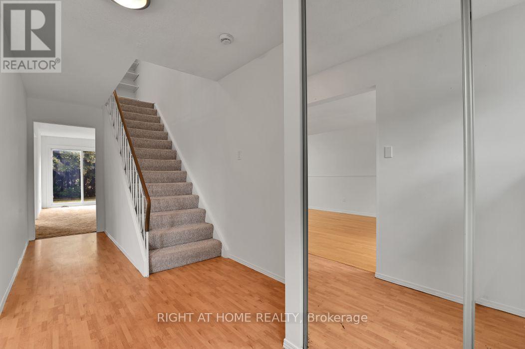 99 Craig Henry Drive, Ottawa, Ontario  K2G 3S8 - Photo 3 - X13542624