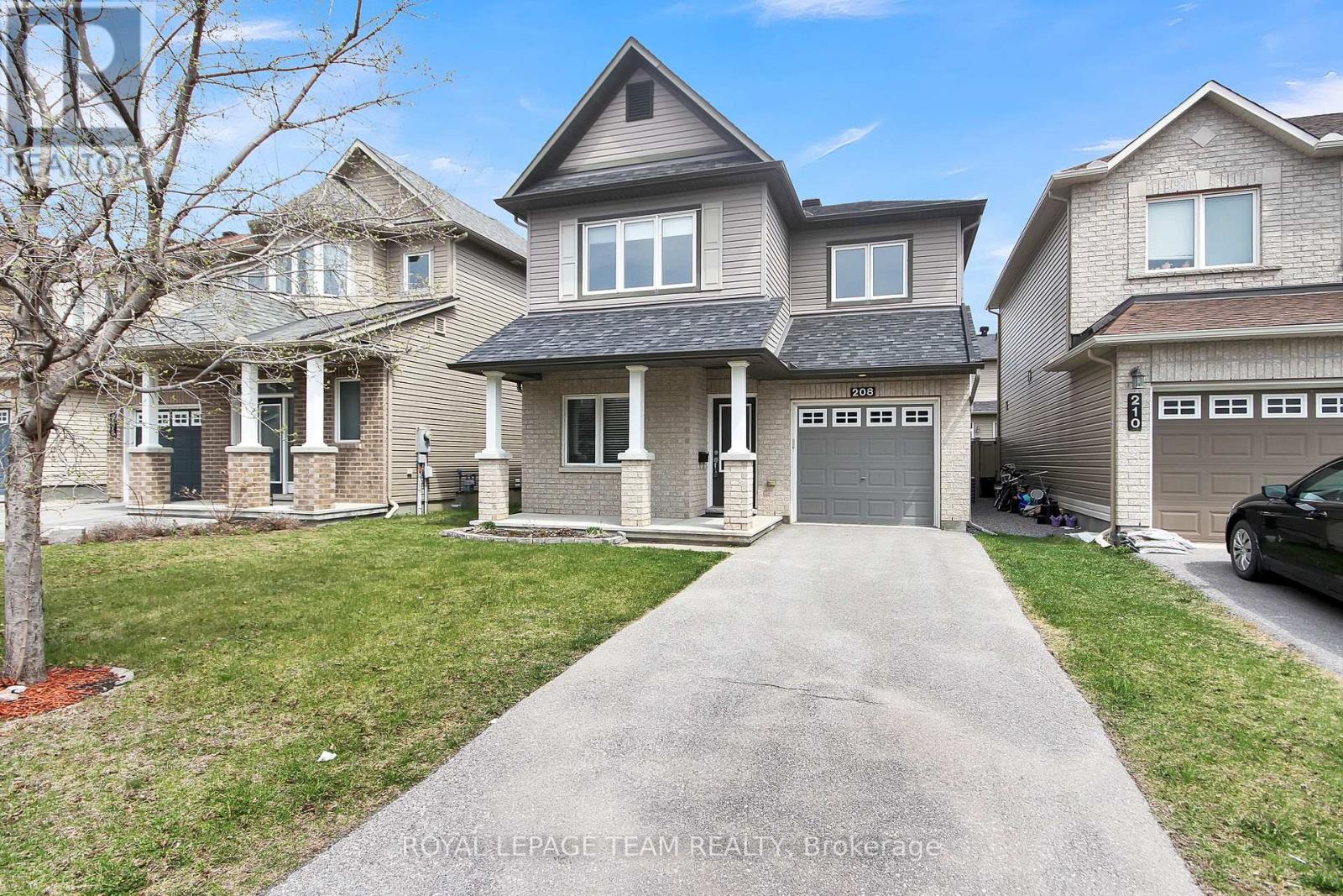 208 Mission Trail Crescent, Ottawa, Ontario  K2S 1B9 - Photo 1 - X13542632