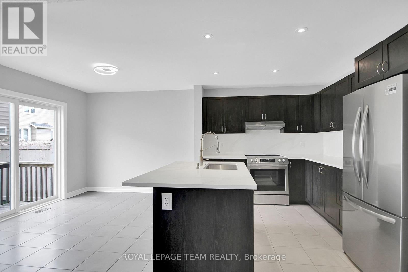 208 Mission Trail Crescent, Ottawa, Ontario  K2S 1B9 - Photo 14 - X13542632