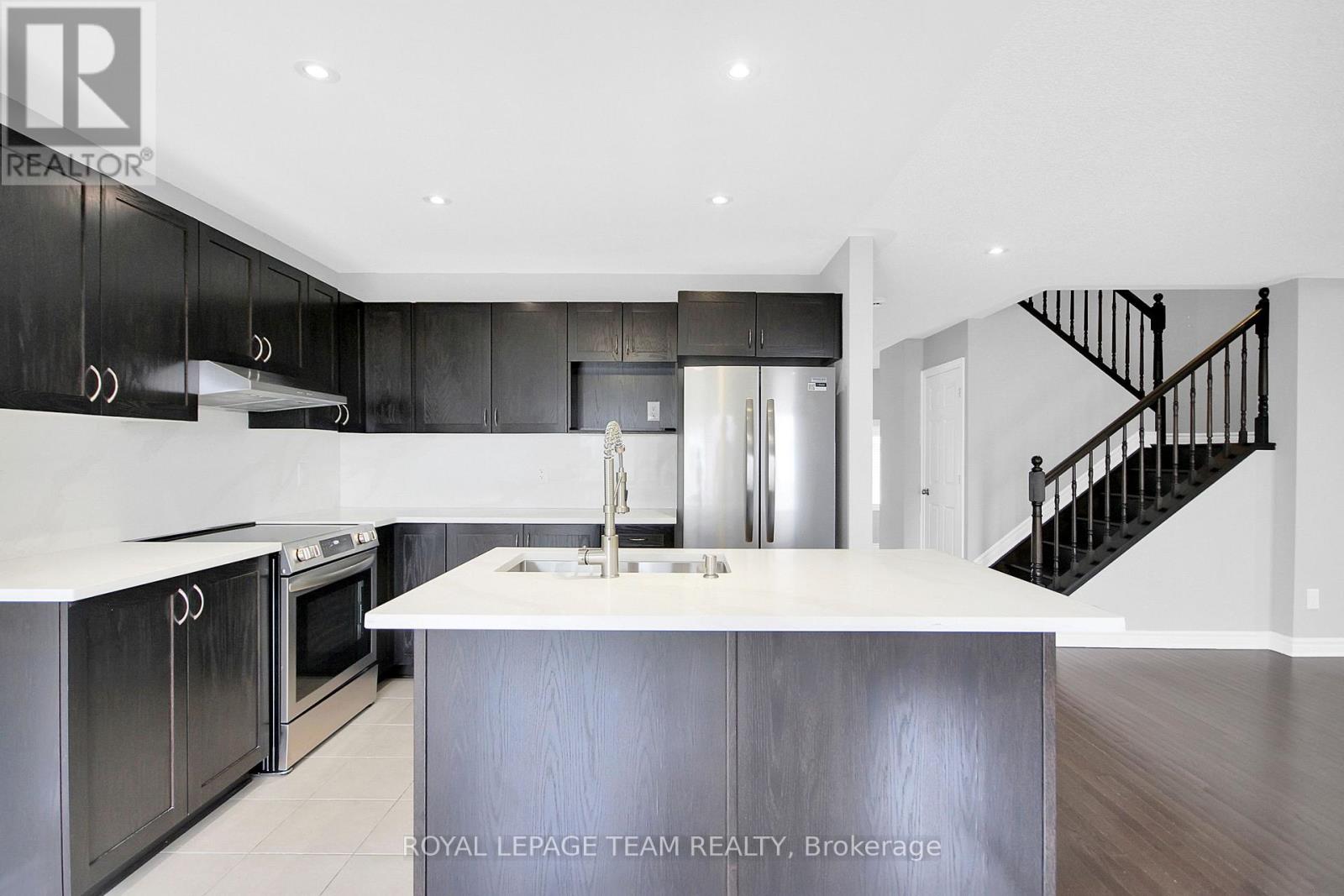 208 Mission Trail Crescent, Ottawa, Ontario  K2S 1B9 - Photo 20 - X13542632