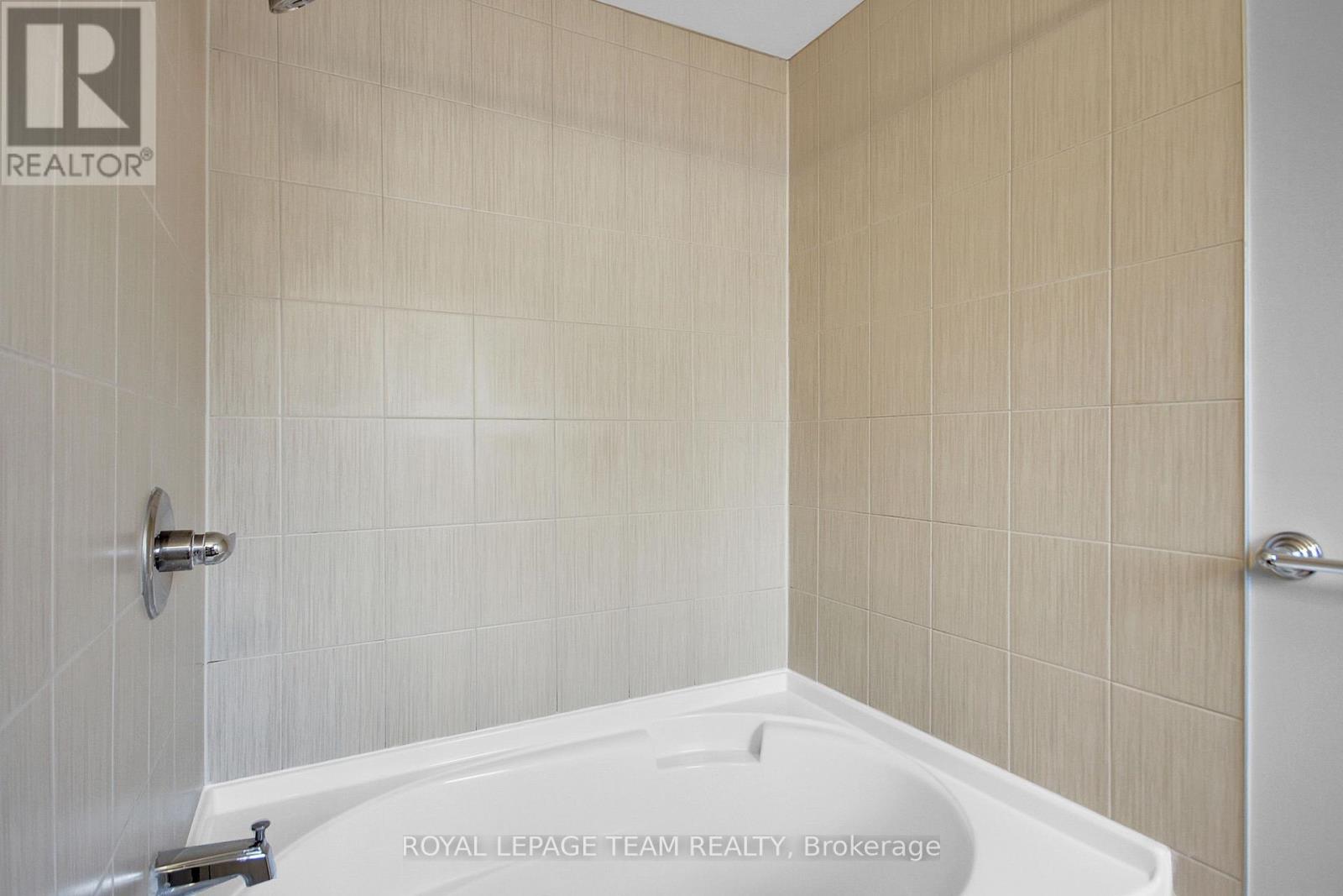 208 Mission Trail Crescent, Ottawa, Ontario  K2S 1B9 - Photo 27 - X13542632