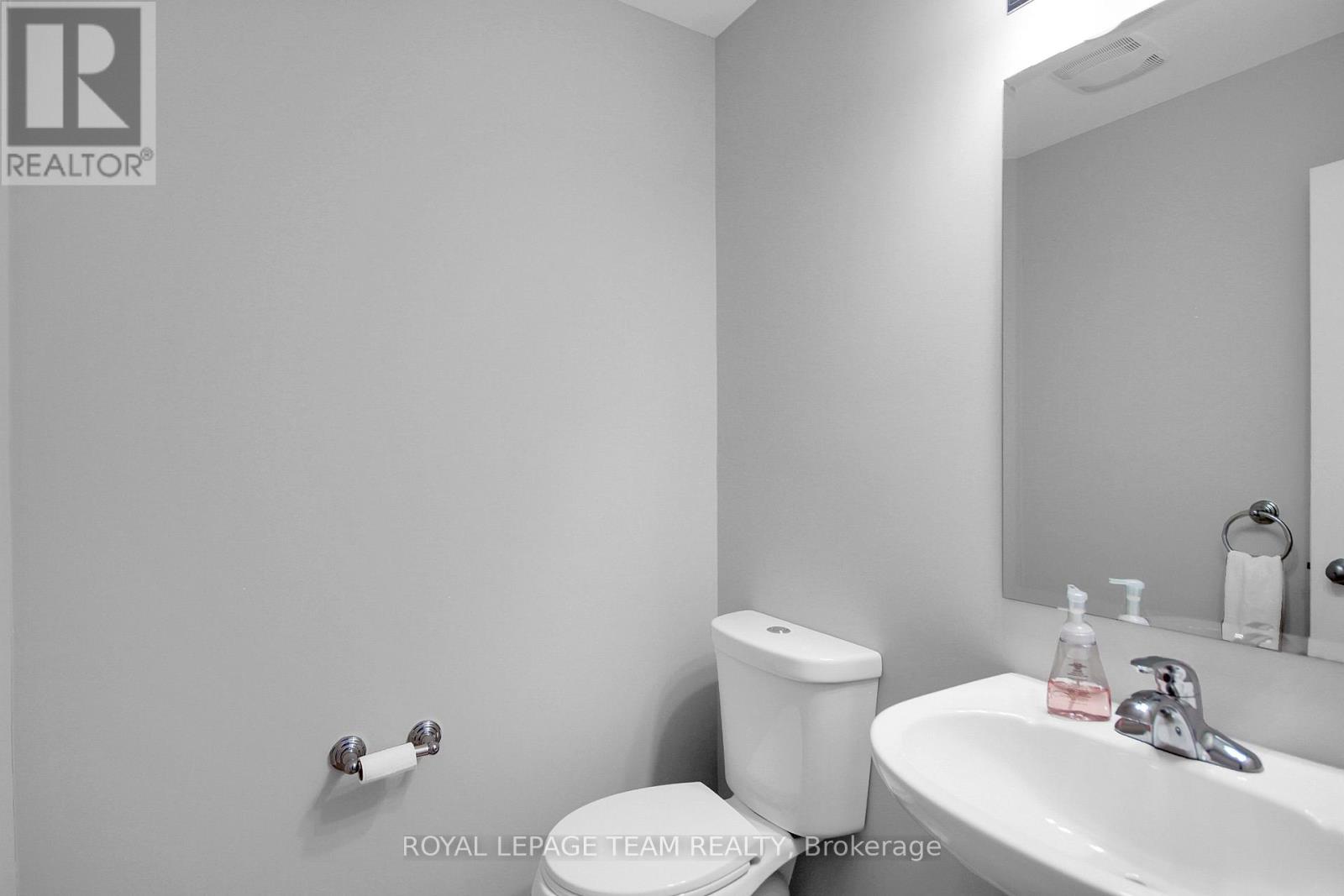 208 Mission Trail Crescent, Ottawa, Ontario  K2S 1B9 - Photo 35 - X13542632