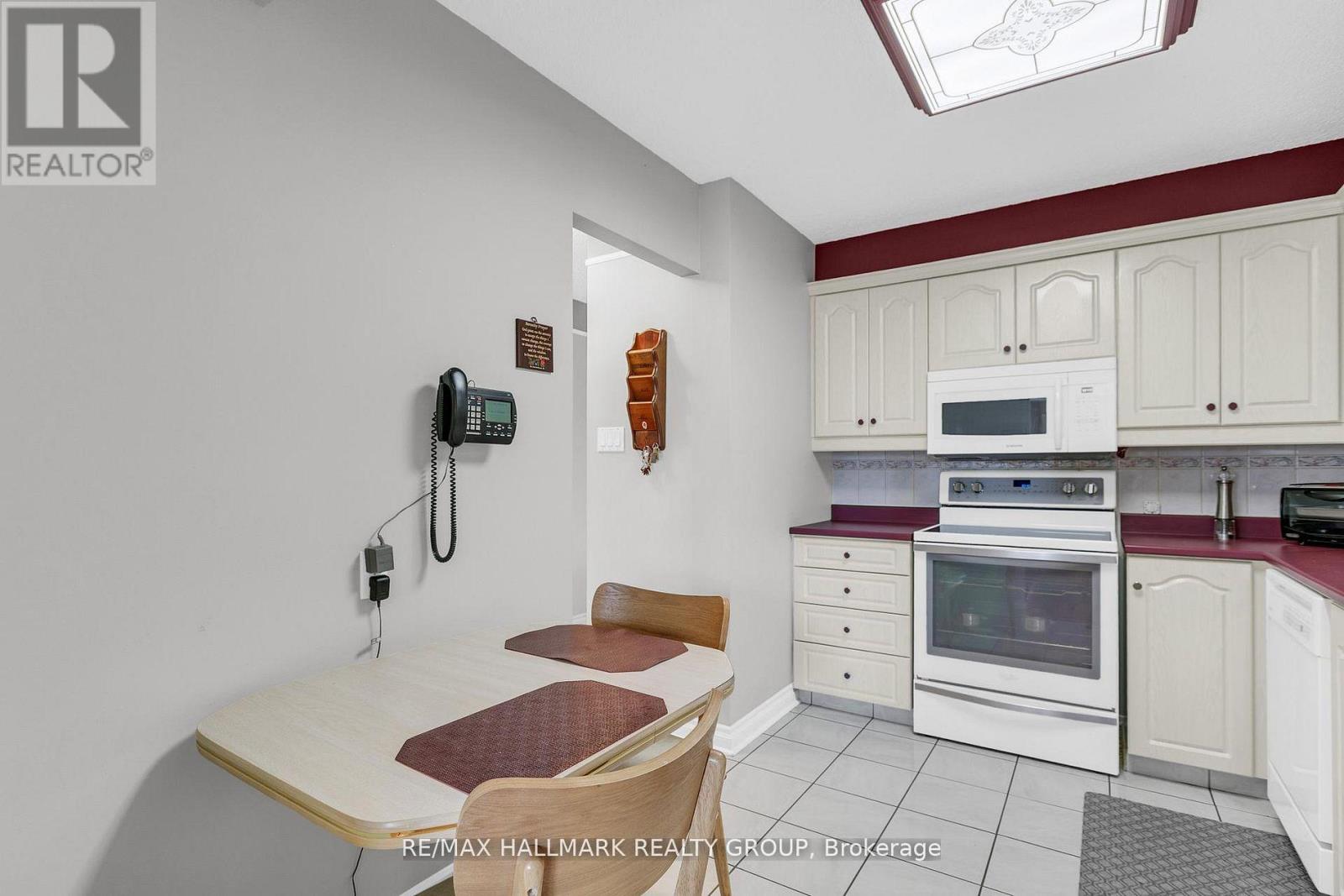 401 - 200 Lafontaine Avenue E, Ottawa, Ontario  K1L 8K8 - Photo 12 - X13542826