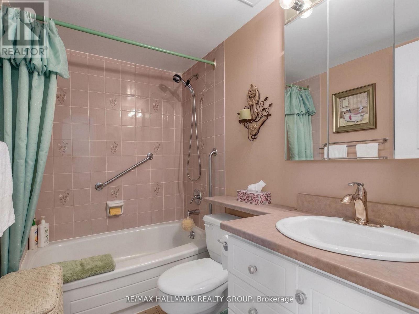 401 - 200 Lafontaine Avenue E, Ottawa, Ontario  K1L 8K8 - Photo 21 - X13542826