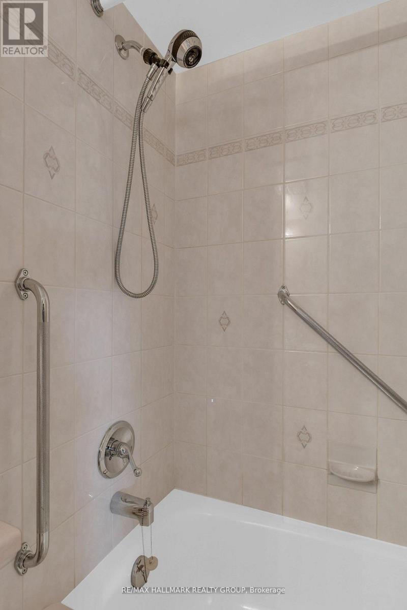 401 - 200 Lafontaine Avenue E, Ottawa, Ontario  K1L 8K8 - Photo 22 - X13542826