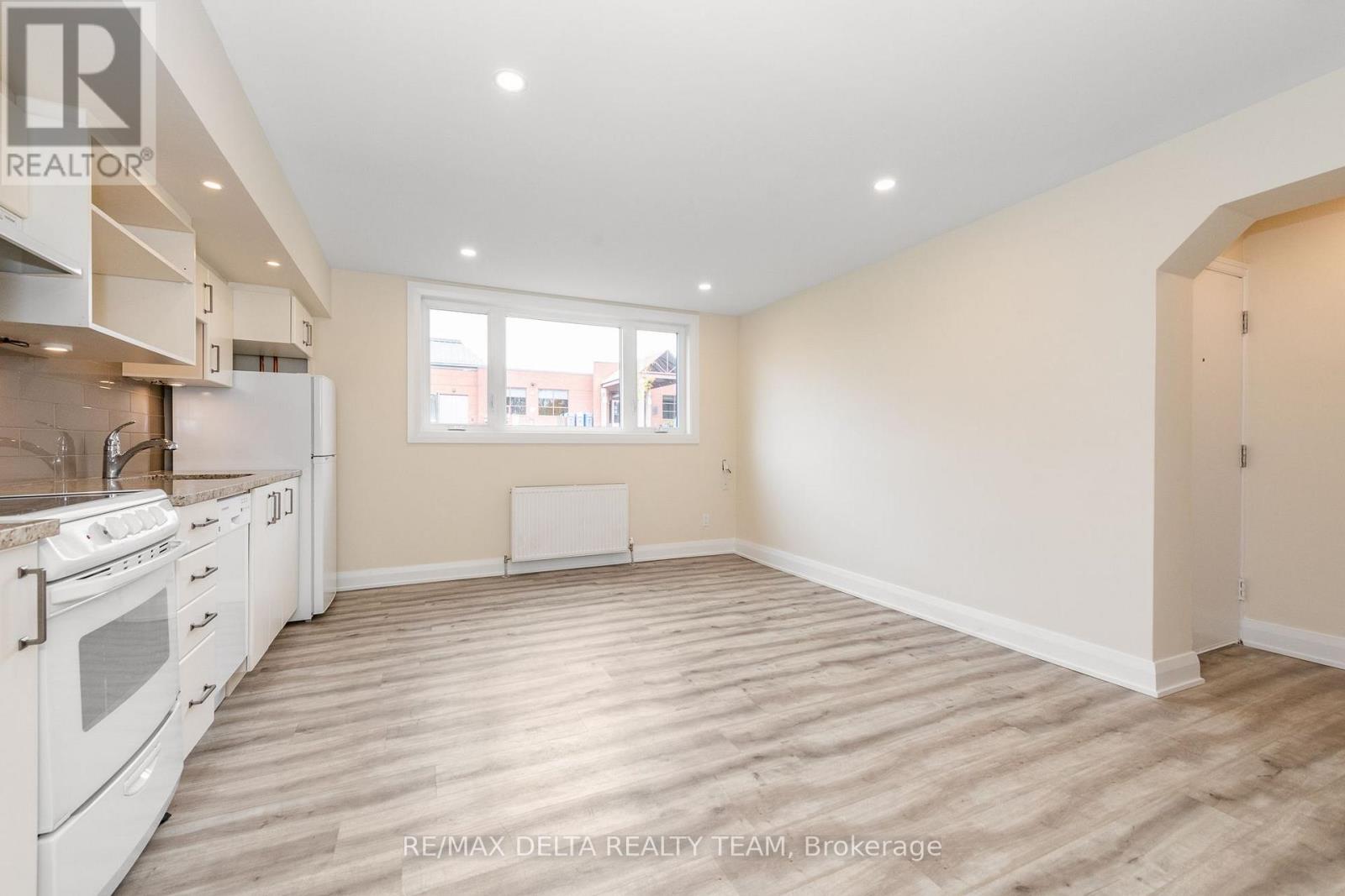 1 - 416 Dovercourt Avenue, Ottawa, Ontario  K2A 0T1 - Photo 4 - X13542858