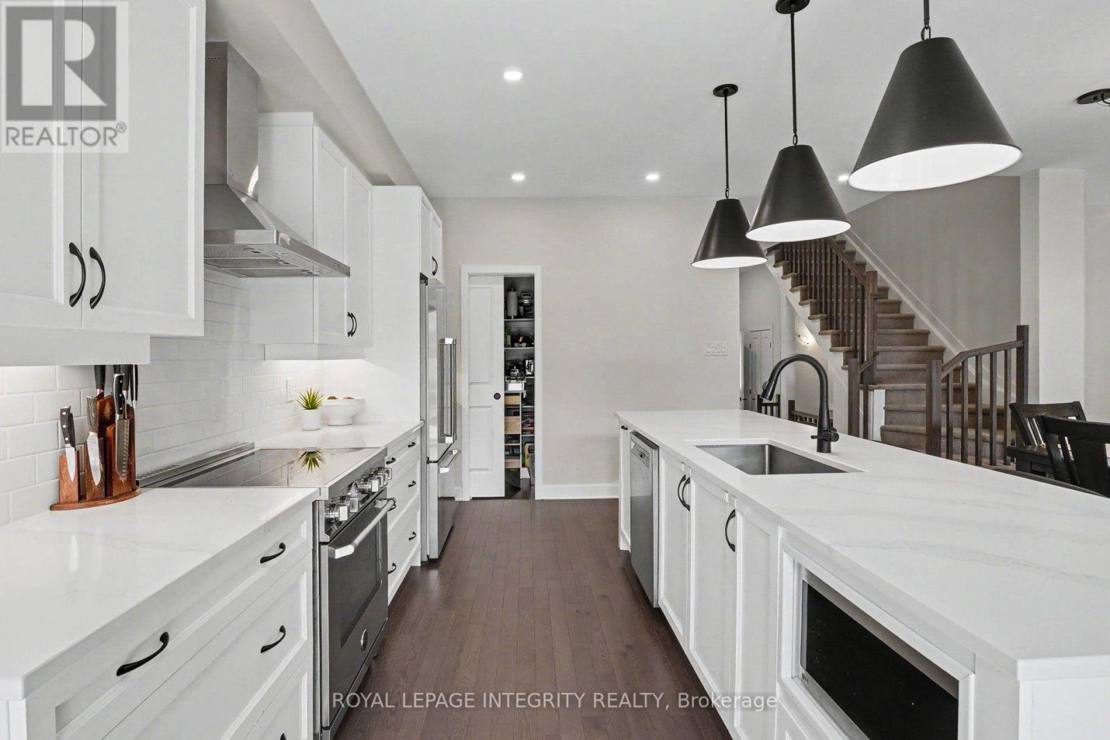 523 Triangle Street, Ottawa, Ontario  K2V 0M7 - Photo 14 - X13542882