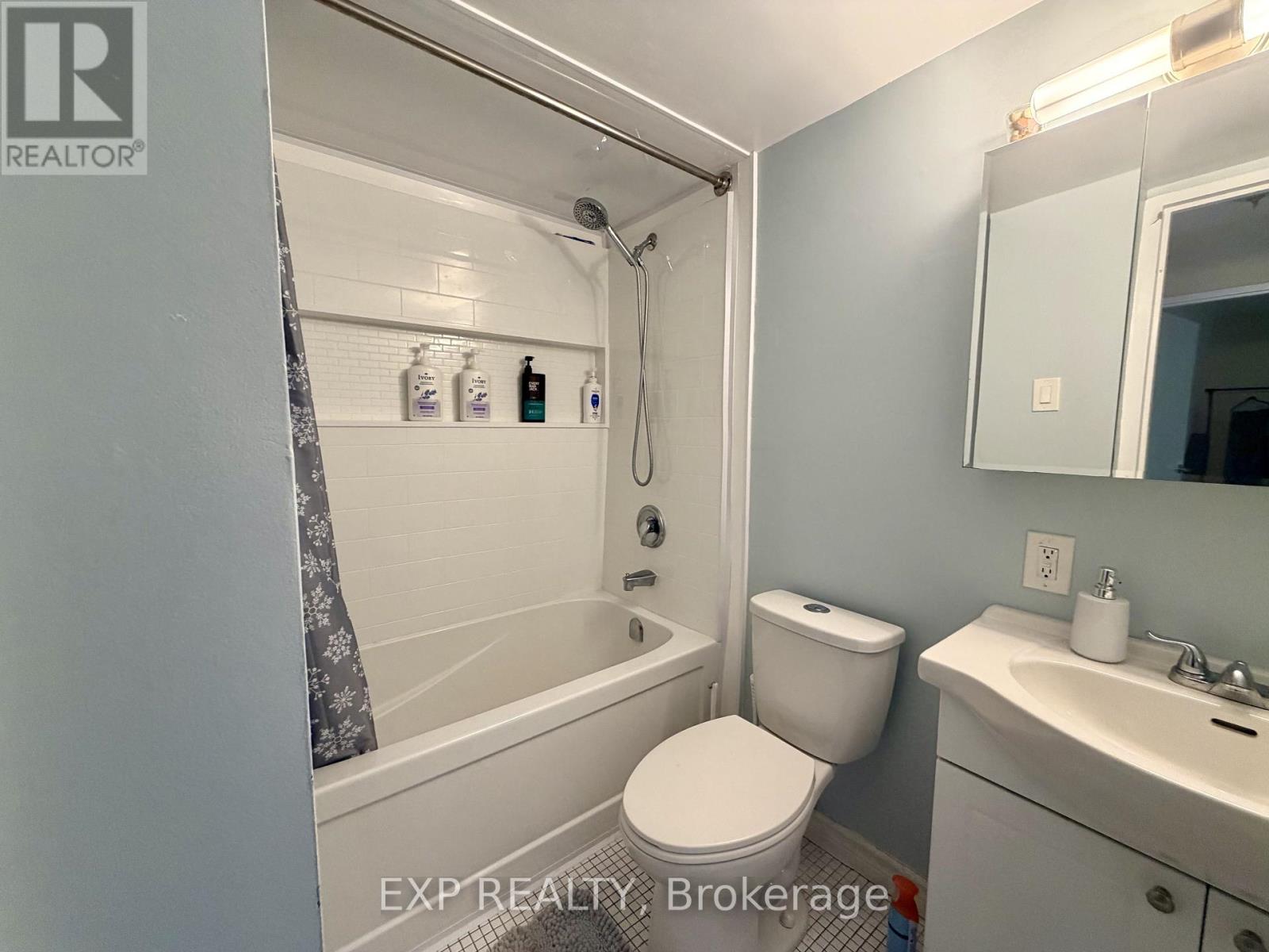 909 - 158a Mcarthur Avenue, Ottawa, Ontario  K1L 7E7 - Photo 12 - X13543048