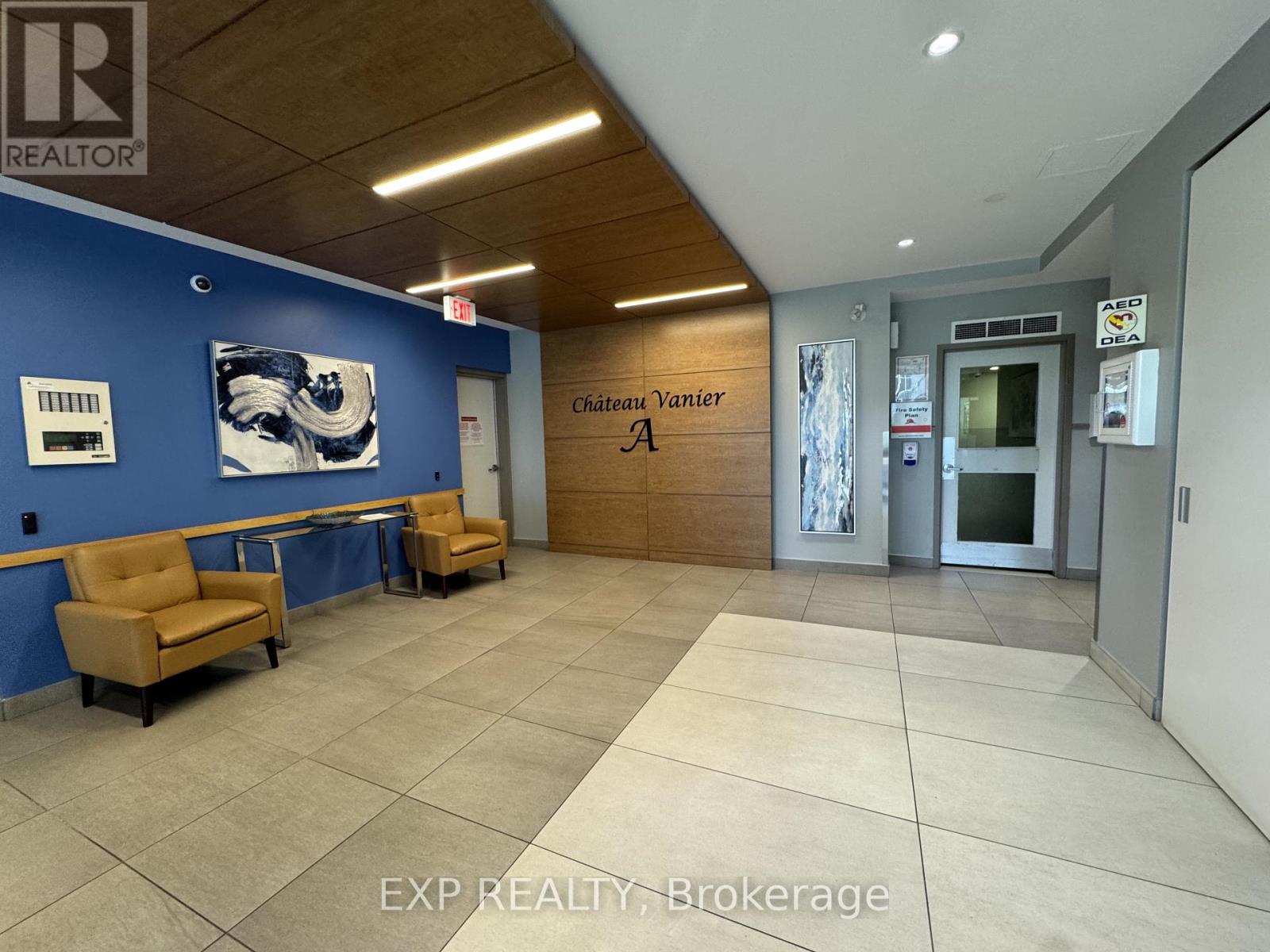 909 - 158a Mcarthur Avenue, Ottawa, Ontario  K1L 7E7 - Photo 2 - X13543048