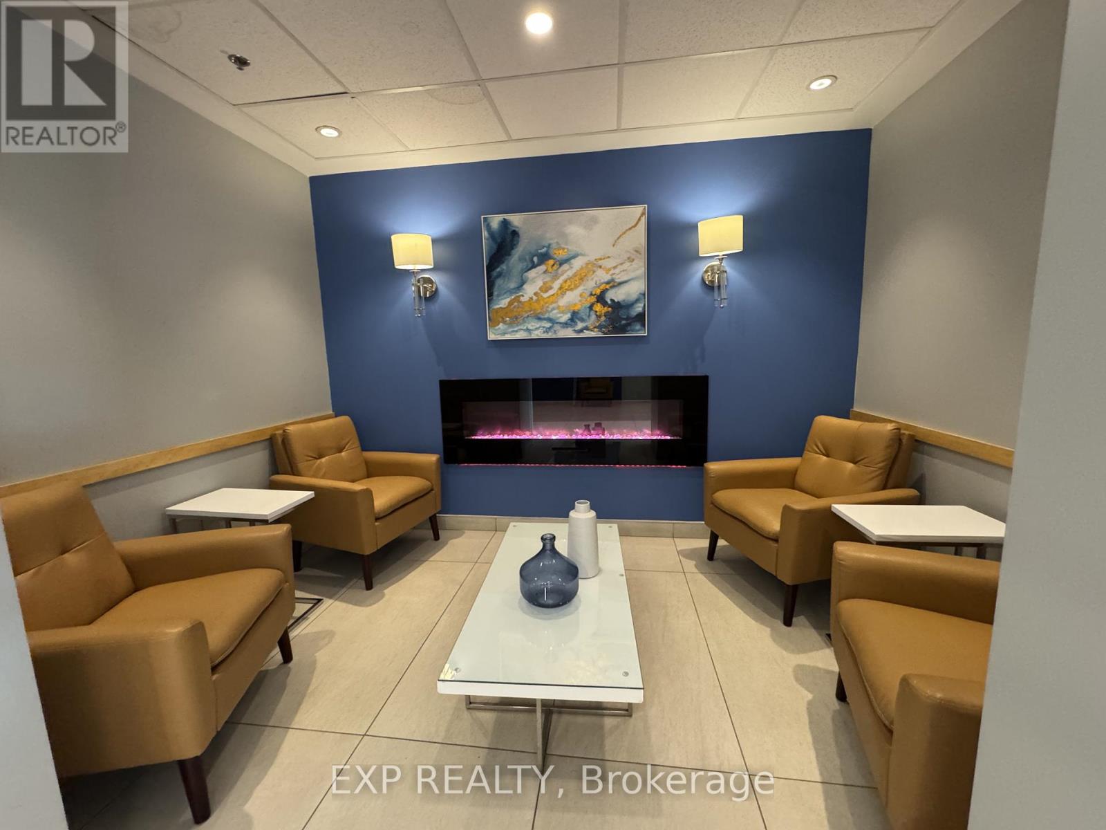 909 - 158a Mcarthur Avenue, Ottawa, Ontario  K1L 7E7 - Photo 3 - X13543048