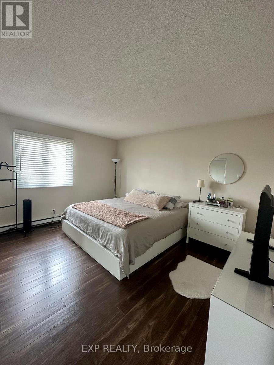 909 - 158a Mcarthur Avenue, Ottawa, Ontario  K1L 7E7 - Photo 8 - X13543048