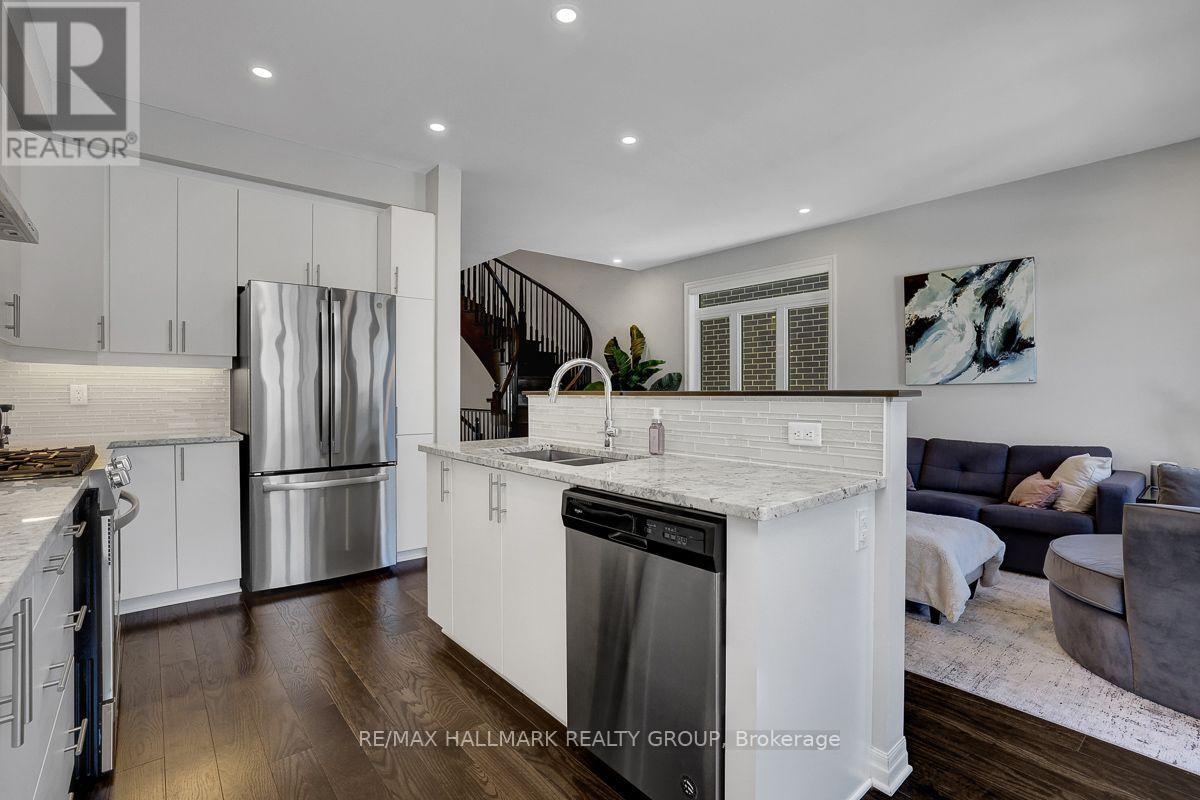 317 Lysander Place, Ottawa, Ontario  K1K 3X8 - Photo 14 - X13543180