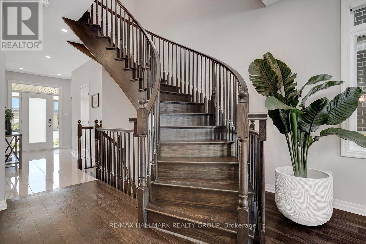 317 Lysander Place, Ottawa, Ontario  K1K 3X8 - Photo 4 - X13543180