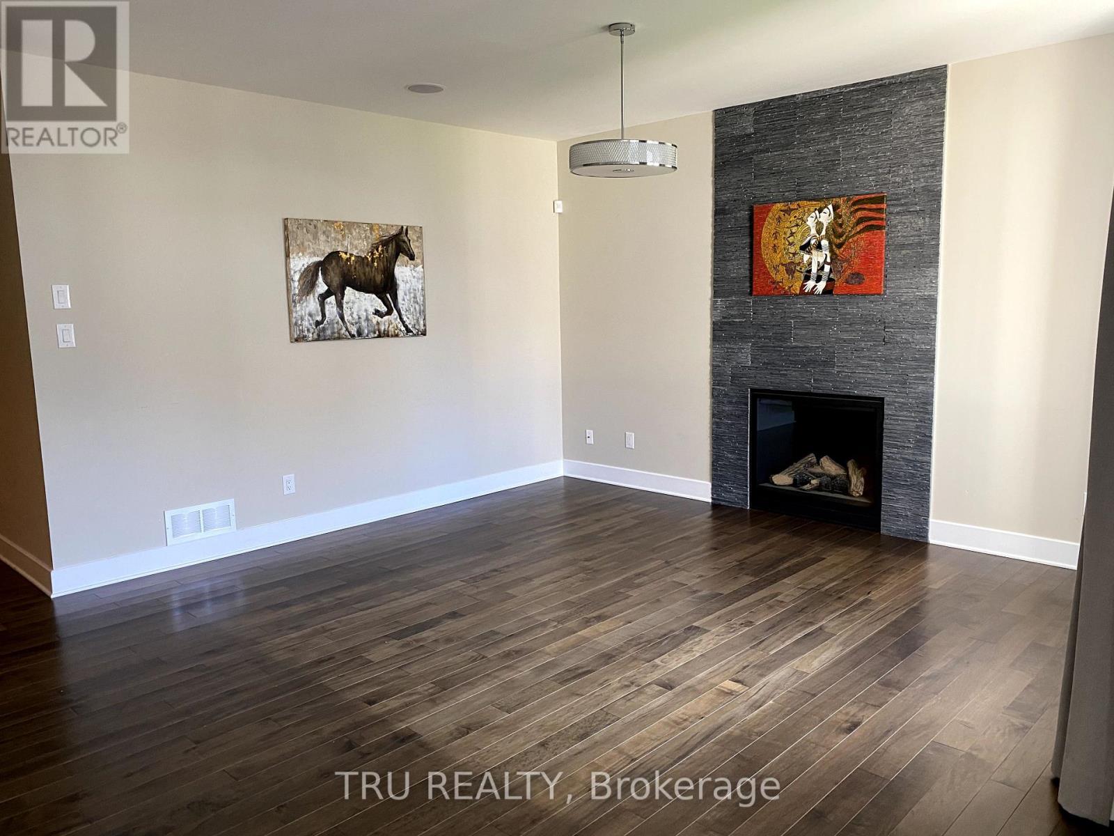 2083 Helene Campbell Road, Ottawa, Ontario  K2J 0R1 - Photo 3 - X13543226