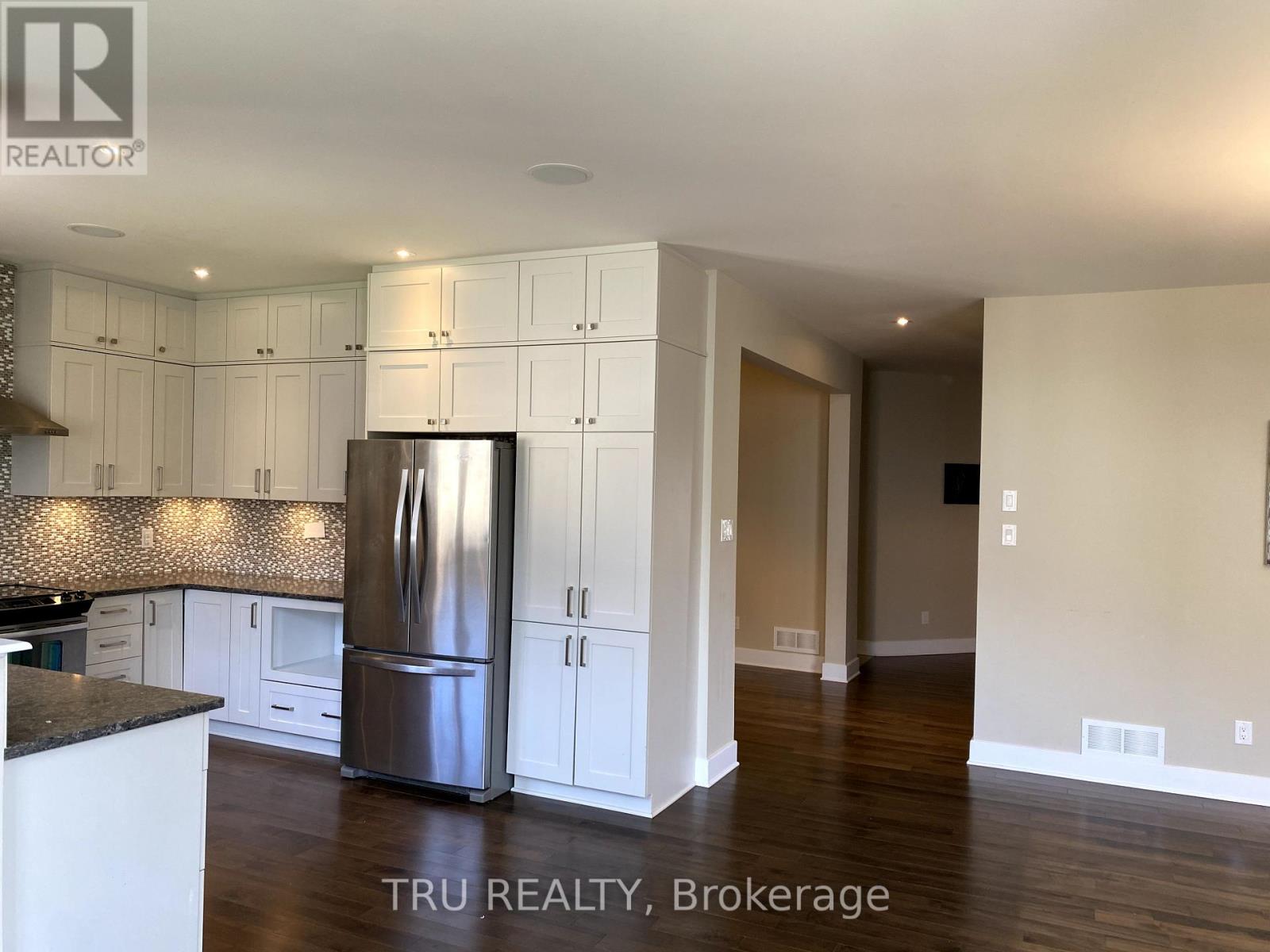 2083 Helene Campbell Road, Ottawa, Ontario  K2J 0R1 - Photo 8 - X13543226