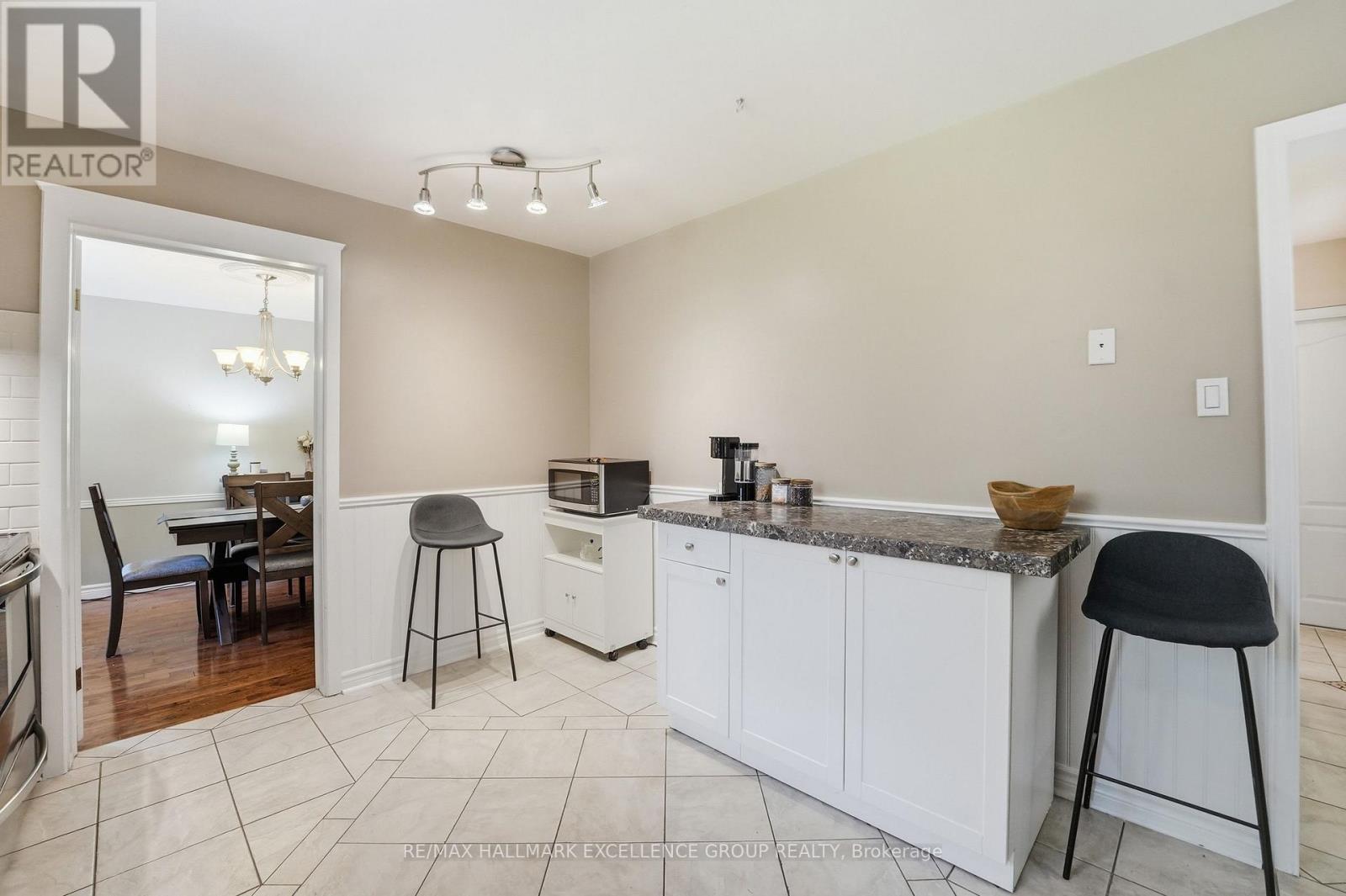 6126 Vineyard Drive, Ottawa, Ontario  K1C 2N6 - Photo 17 - X13543332