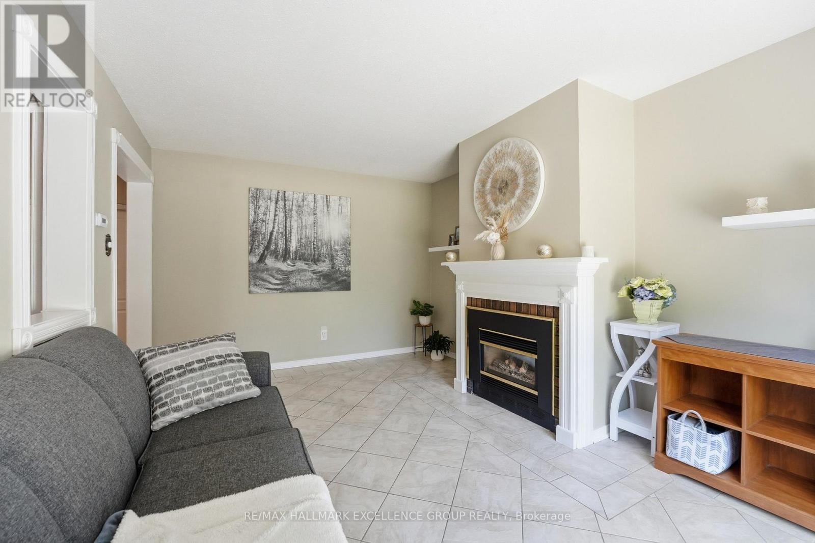 6126 Vineyard Drive, Ottawa, Ontario  K1C 2N6 - Photo 21 - X13543332