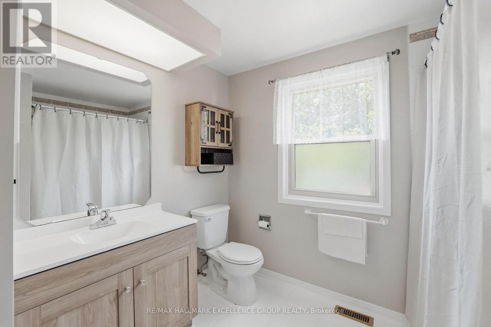 6126 Vineyard Drive, Ottawa, Ontario  K1C 2N6 - Photo 34 - X13543332