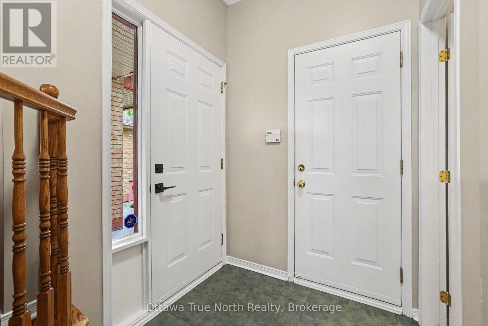 187 Kincardine Drive, Ottawa, Ontario  K2V 1C5 - Photo 2 - X13543354
