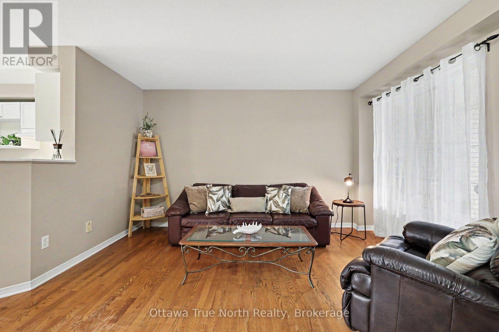 187 Kincardine Drive, Ottawa, Ontario  K2V 1C5 - Photo 5 - X13543354