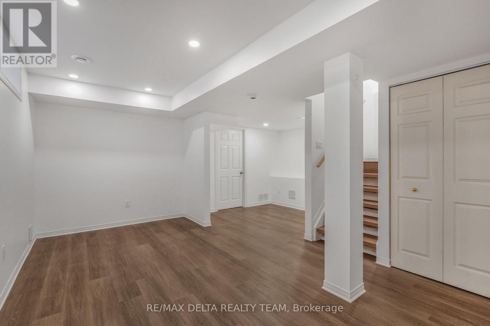 6043 Valley Field Crescent, Ottawa, Ontario  K1C 5P2 - Photo 27 - X13543528