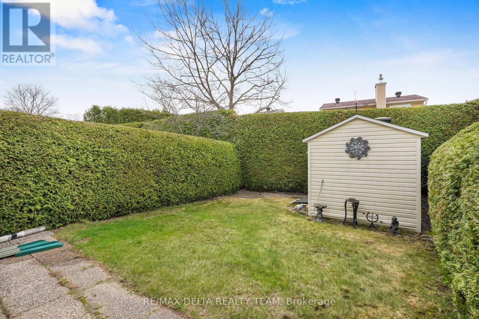 6043 Valley Field Crescent, Ottawa, Ontario  K1C 5P2 - Photo 32 - X13543528