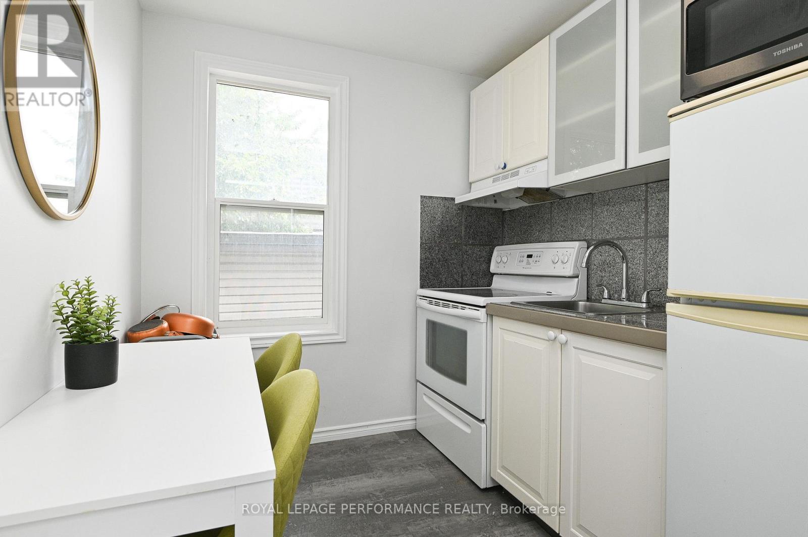 2 - 123 Pamilla Street W, Ottawa, Ontario  K1S 3K9 - Photo 7 - X13543614
