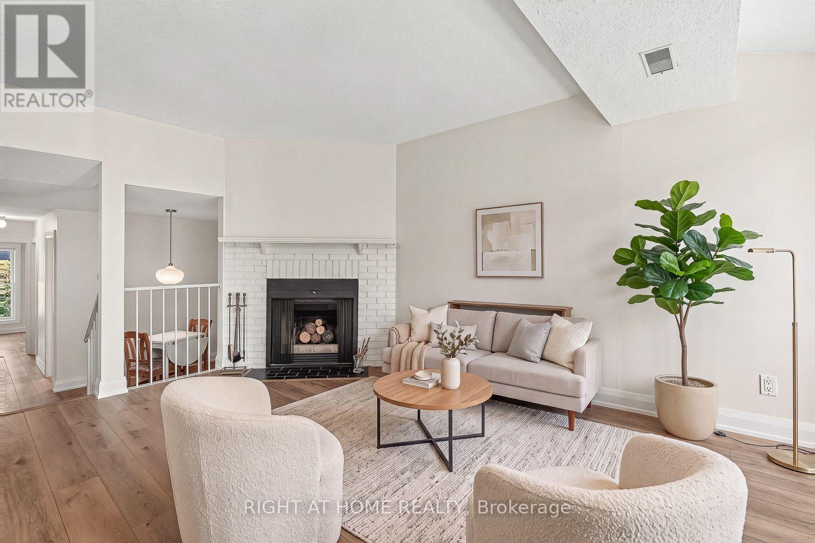 15 - 6b Shehyn Lane, Ottawa, Ontario  K2G 4Y2 - Photo 5 - X13543616