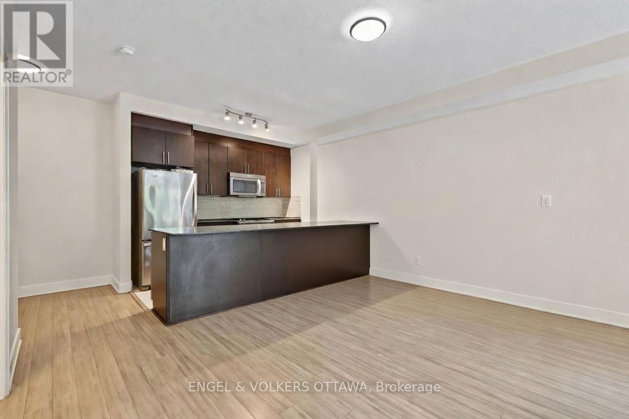 88 Holmwood Avenue, Ottawa, Ontario  K1S 2P1 - Photo 4 - X13543802