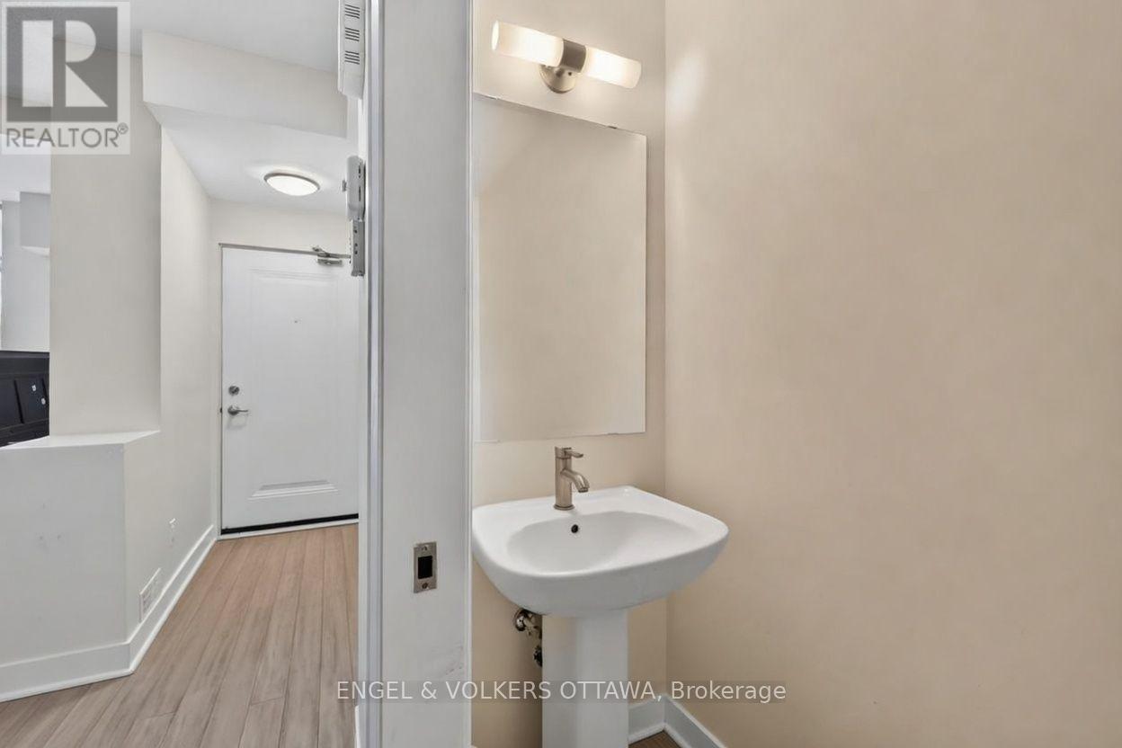 88 Holmwood Avenue, Ottawa, Ontario  K1S 2P1 - Photo 5 - X13543802