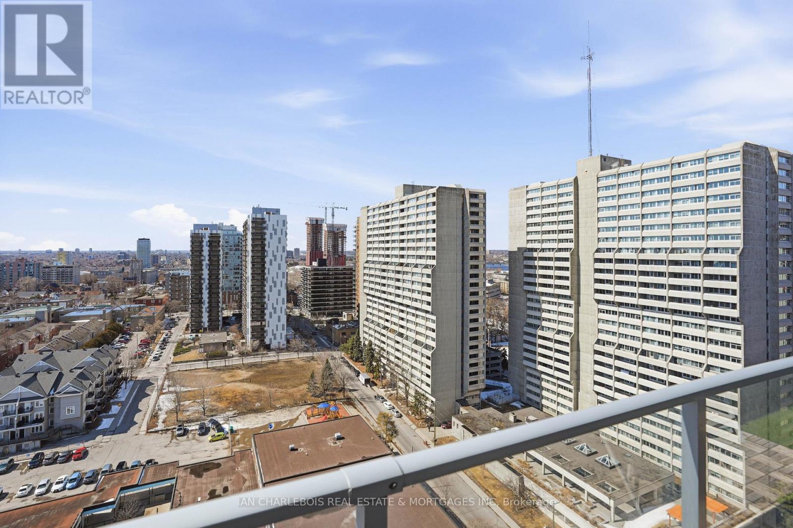 1701 - 255 Bay Street, Ottawa, Ontario  K1R 0C5 - Photo 17 - X13544106