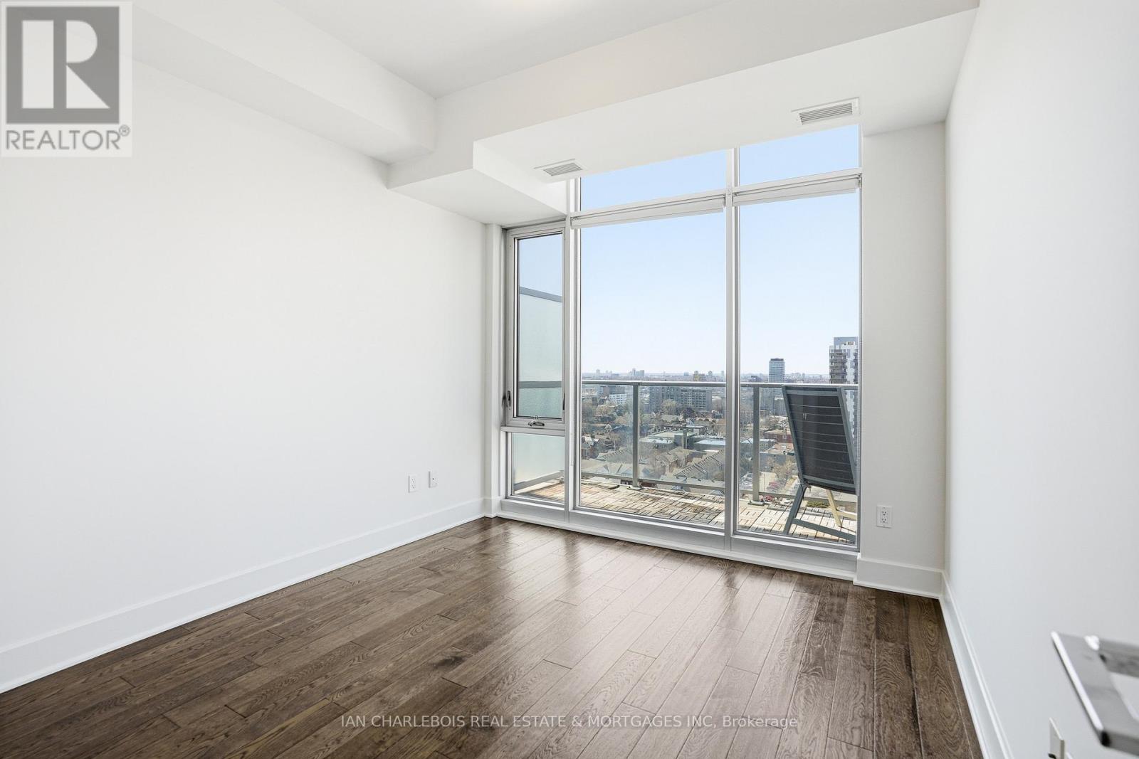 1701 - 255 Bay Street, Ottawa, Ontario  K1R 0C5 - Photo 19 - X13544106