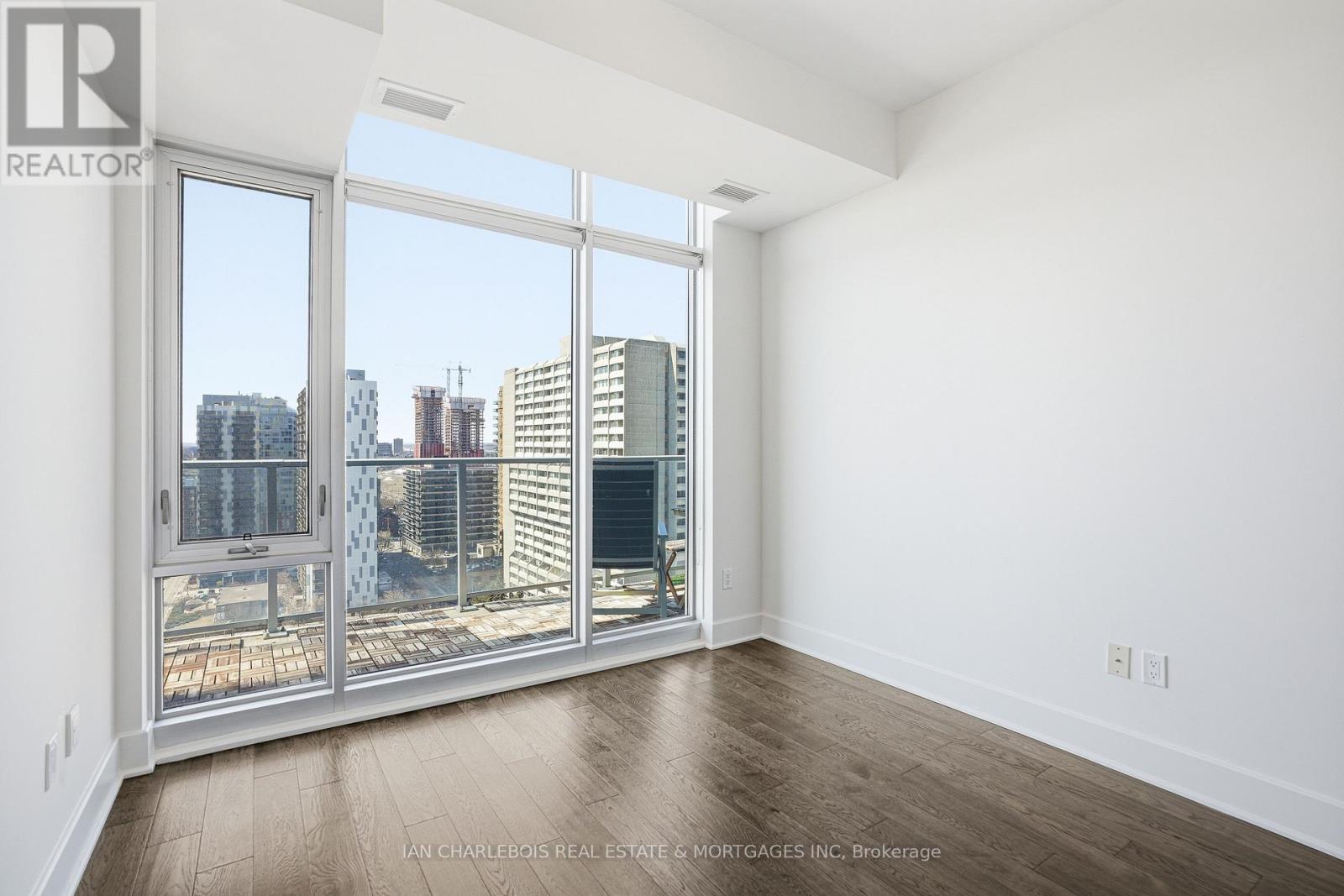 1701 - 255 Bay Street, Ottawa, Ontario  K1R 0C5 - Photo 20 - X13544106