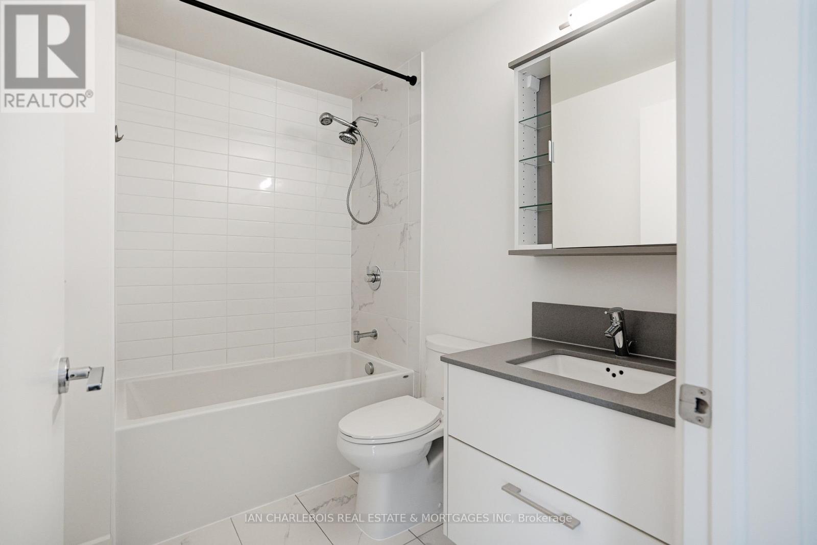1701 - 255 Bay Street, Ottawa, Ontario  K1R 0C5 - Photo 22 - X13544106