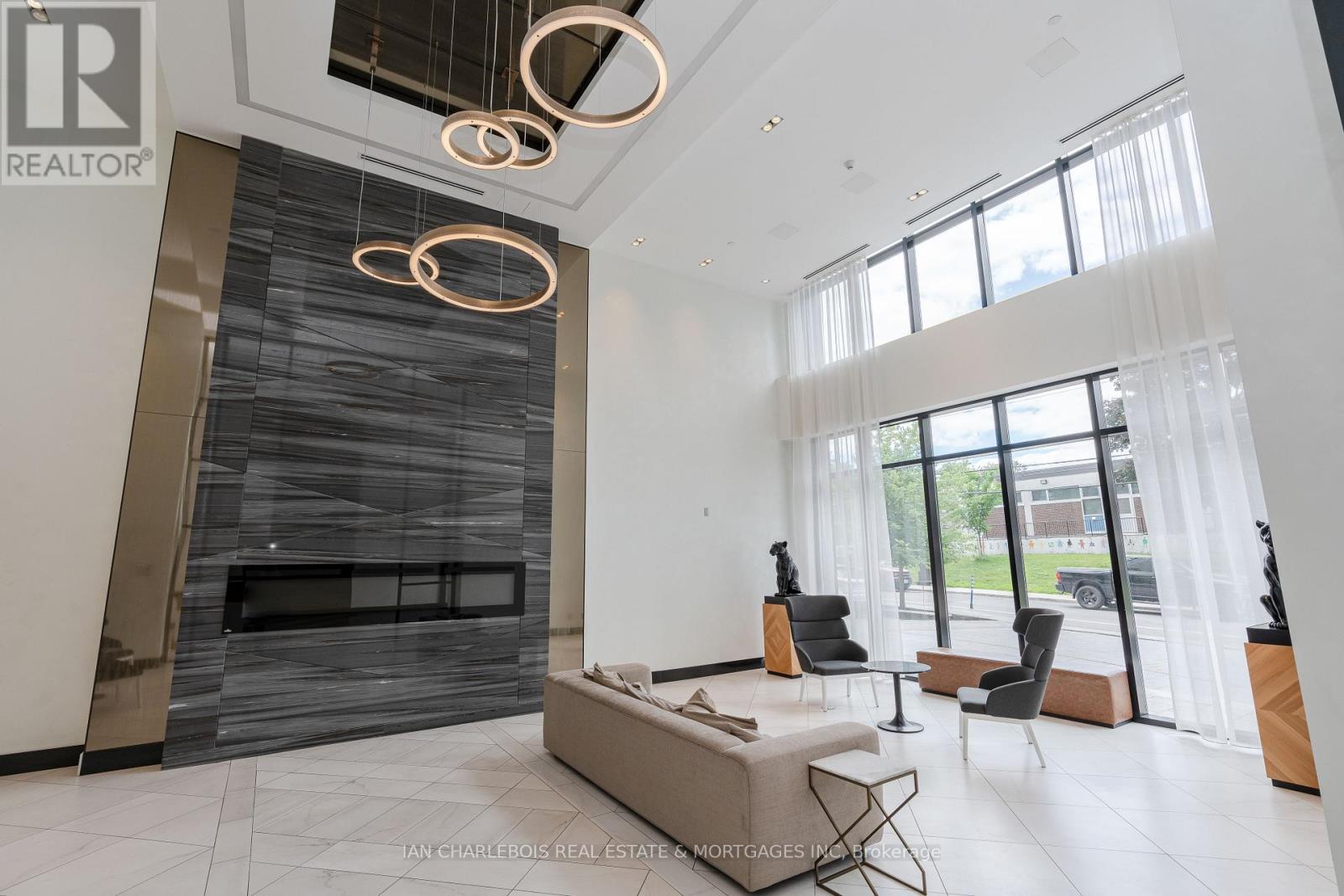 1701 - 255 Bay Street, Ottawa, Ontario  K1R 0C5 - Photo 4 - X13544106