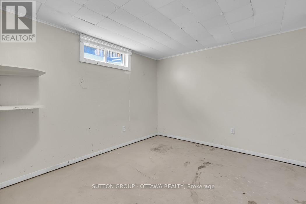 2014 Falkirk Crescent, Ottawa, Ontario  K1B 4Y7 - Photo 25 - X13544144