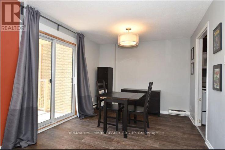 1 - 14 Sweetbriar Circle, Ottawa, Ontario  K2J 2K4 - Photo 4 - X13544162