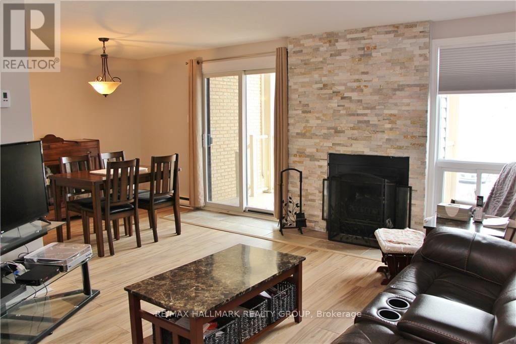 4 - 14 Sweetbriar Circle, Ottawa, Ontario  K2J 2K4 - Photo 2 - X13544194