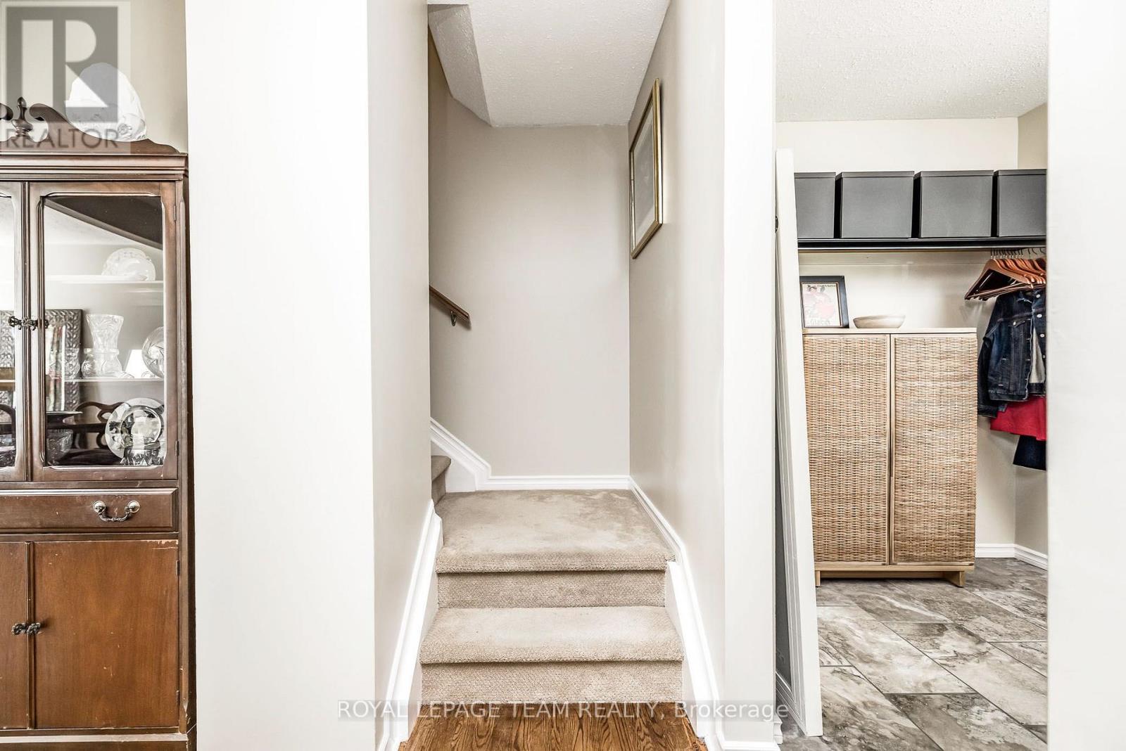 126 Mcclintock Way, Ottawa, Ontario  K2L 2A4 - Photo 11 - X13544266