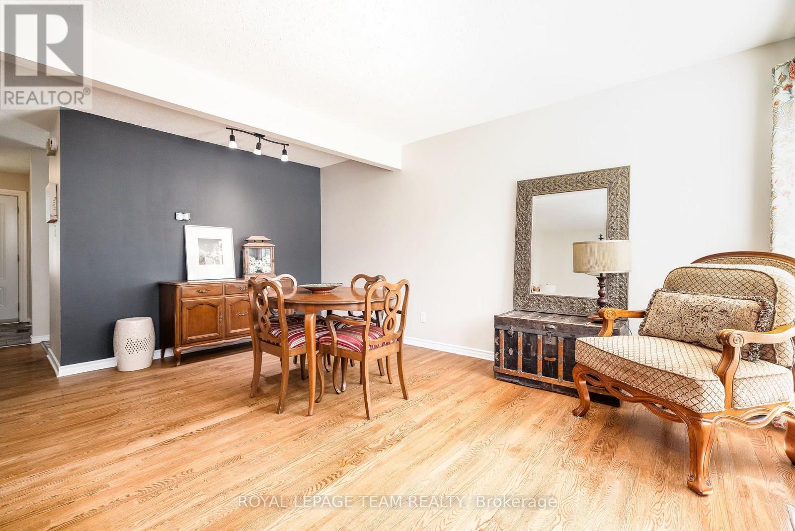 126 Mcclintock Way, Ottawa, Ontario  K2L 2A4 - Photo 9 - X13544266