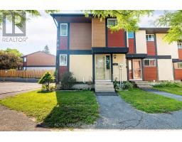126 MCCLINTOCK WAY, Ottawa, Ontario