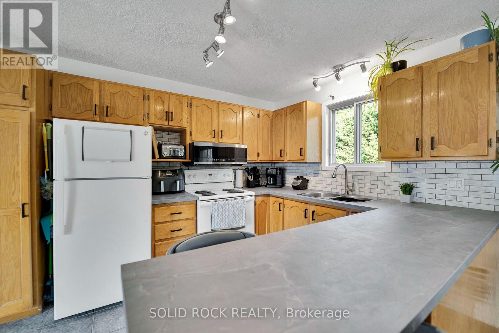 17 Blais Street, Russell, Ontario  K0A 1W0 - Photo 10 - X13544284